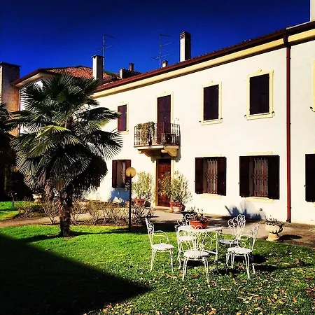 A Esperia Bed & Breakfast